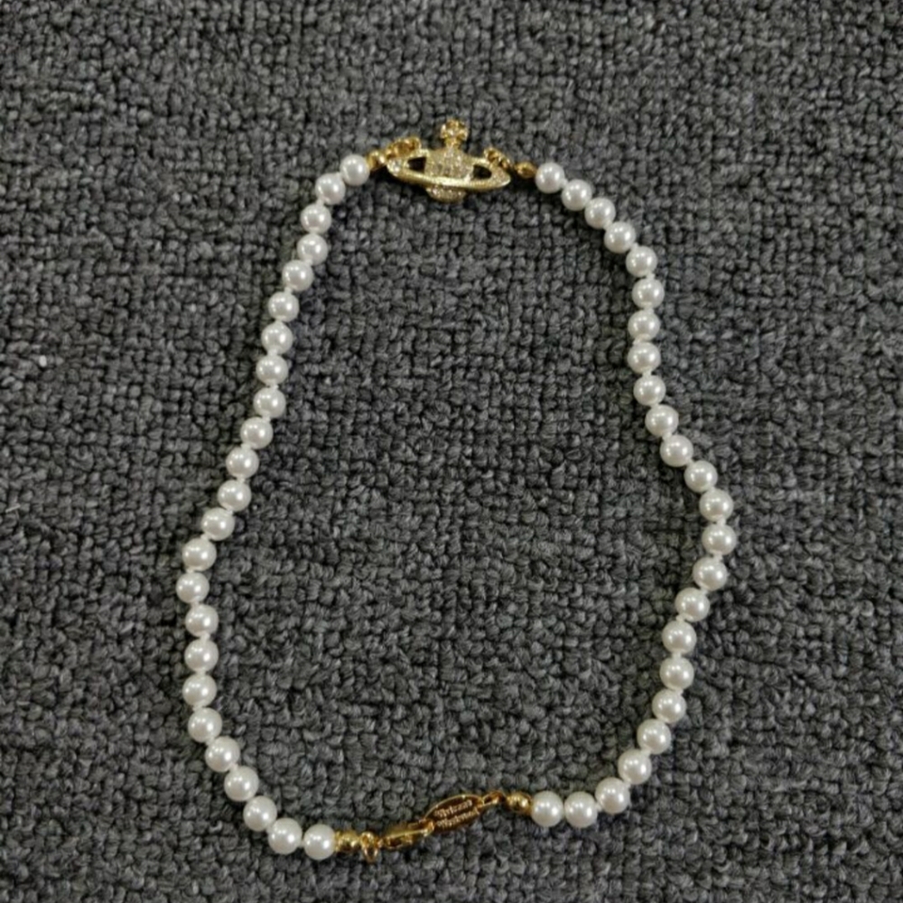Vivienne Westwood Necklace in Gold